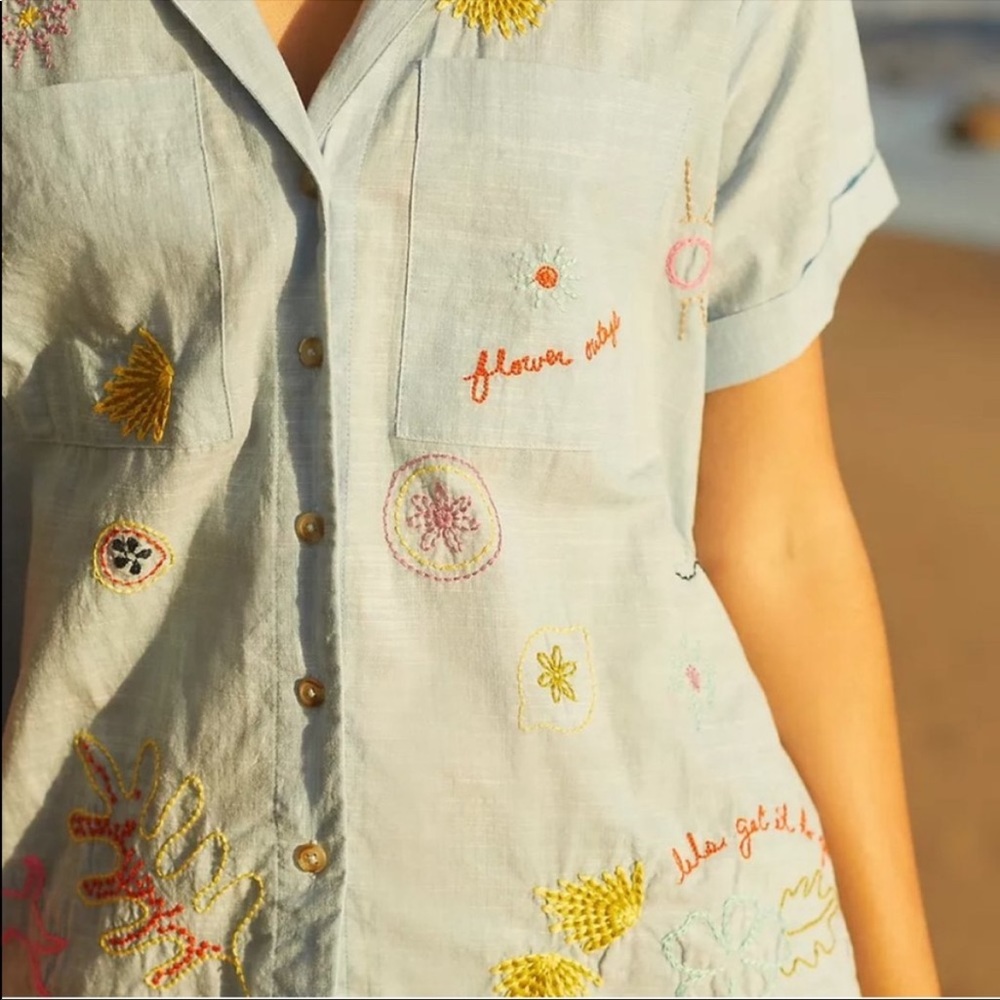 Maeve Anthropologie embroidered blue button down - Picture 2 of 9